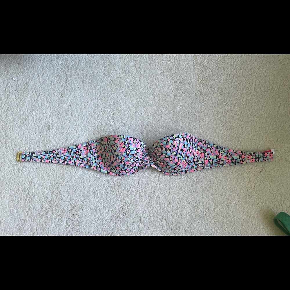 Victoria secret swimsuit top 32B